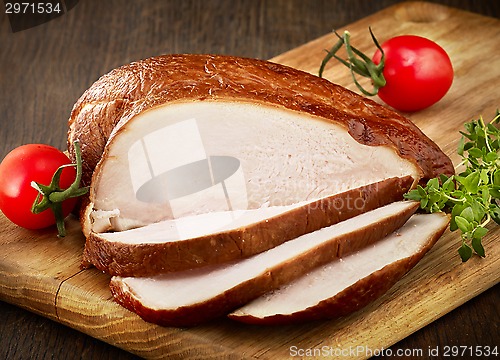 Image of sliced smoked chicken breast