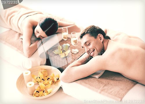 Image of couple in spa