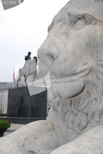 Image of The lion - Presidential Palace in Warsaw