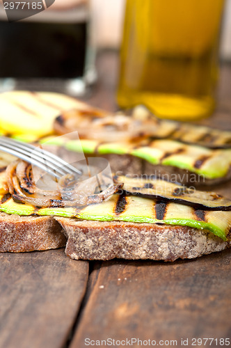 Image of grilled vegetables on bread