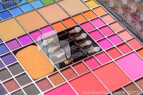 Image of Colorful eye shadows palette