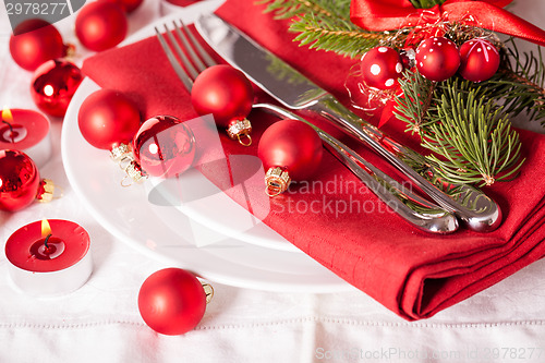 Image of Red themed Christmas place setting