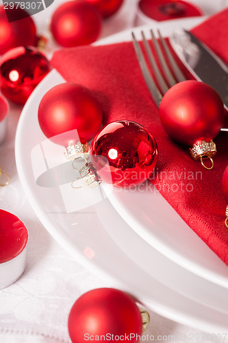 Image of Red themed Christmas place setting