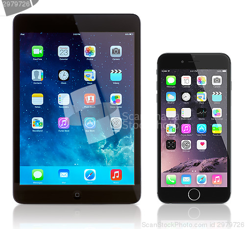 Image of iPad Mini and iPhone 6 Plus