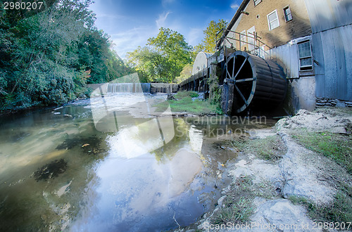 Image of linney's mill on a sunny day