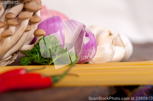 Image of Italian pasta and mushroom sauce ingredients