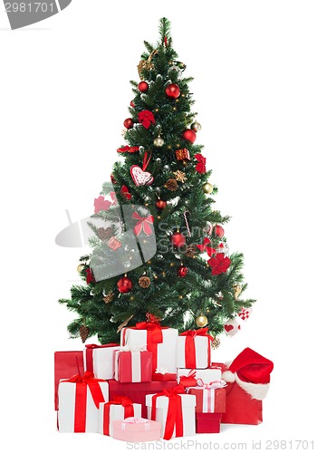 Image of christmas tree and presents