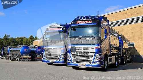 Image of New Volvo FH Tank Trucks on a Yard