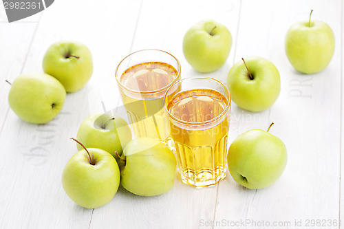 Image of apple juice