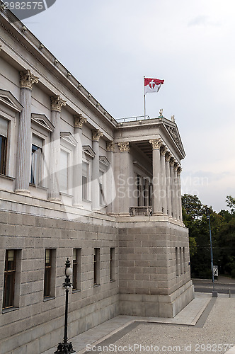 Image of Austrian Parliament.