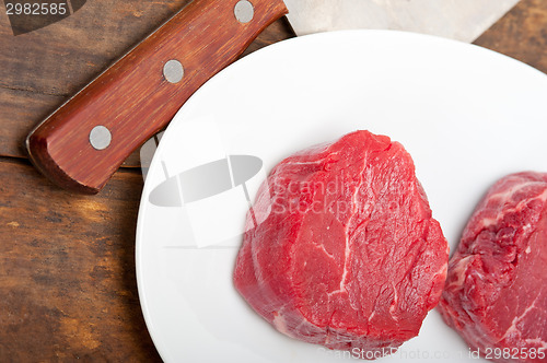 Image of raw beef filet mignon