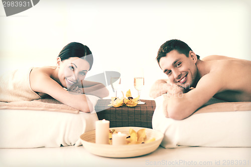 Image of couple in spa