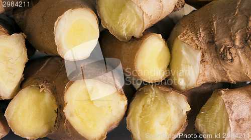 Image of Ginger root (raw)