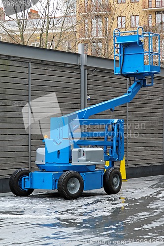 Image of Articulating boom lift