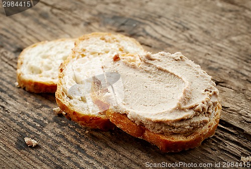 Image of bread with liver pate