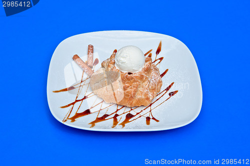 Image of apple strudel with ice cream