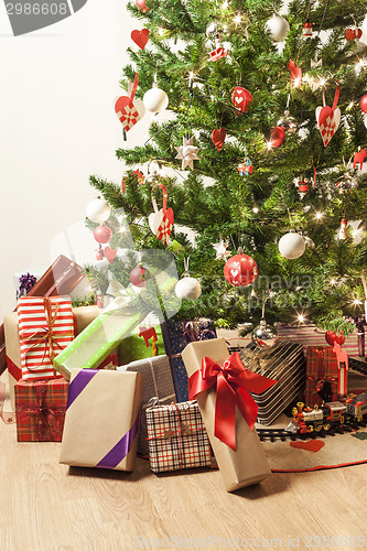 Image of Christmas tree detail