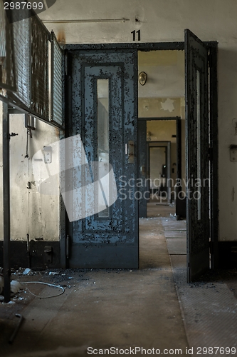 Image of Large industrial door
