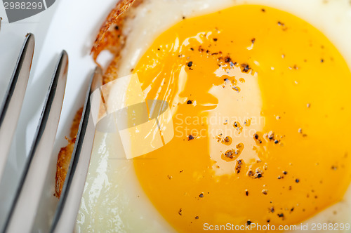 Image of egg sunny side up
