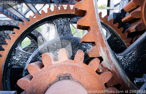 Image of Original Gear Mechanism For Raising Lowering Murray Morgan Drawb