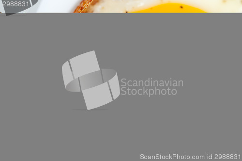 Image of egg sunny side up