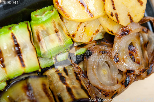 Image of grilled assorted vegetables 