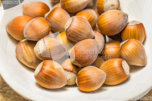 Image of hazelnuts