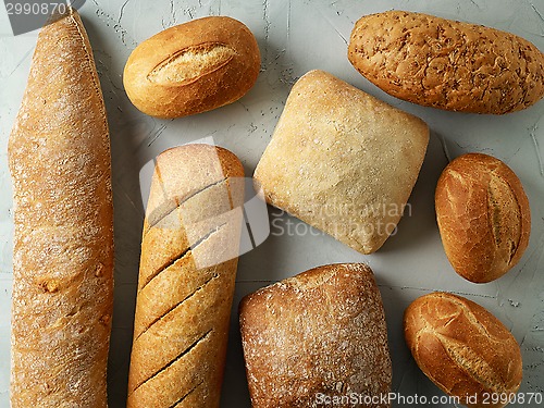 Image of freshly baked bread buns