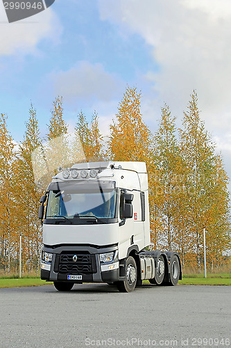 Image of Renault Truck Tractor T480 Parked on a Yard