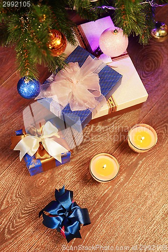 Image of  boxes with two candle