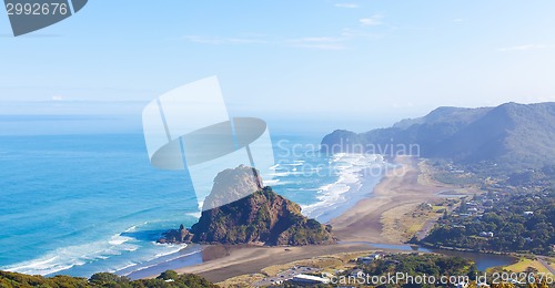 Image of piha beach in new zealand