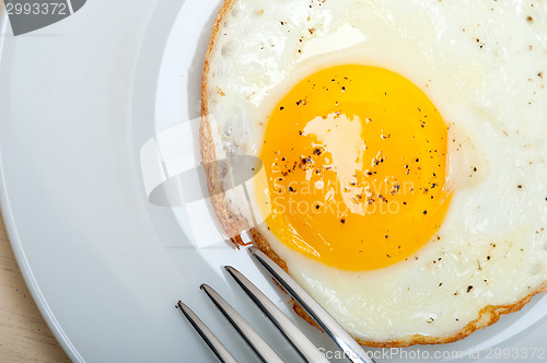 Image of egg sunny side up