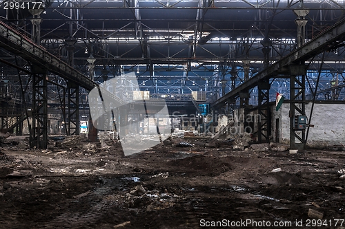 Image of Large industrial hall under construction