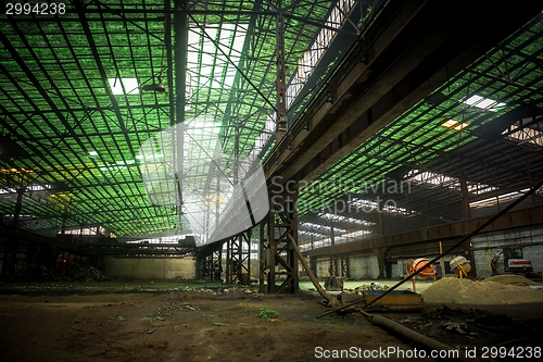 Image of Large empty hall with concrete walls