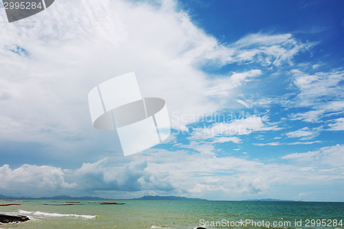 Image of sky and sea