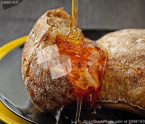 Image of bread with honey