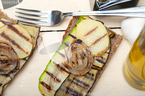 Image of grilled vegetables on bread