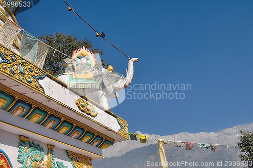 Image of Elephant on the roof