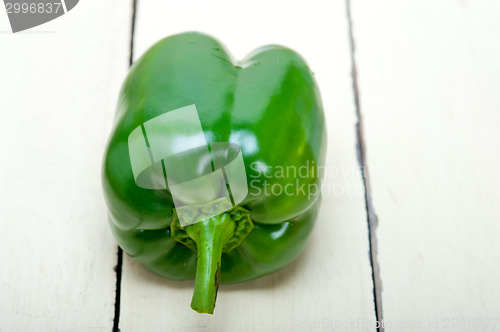Image of fresh green bell pepper