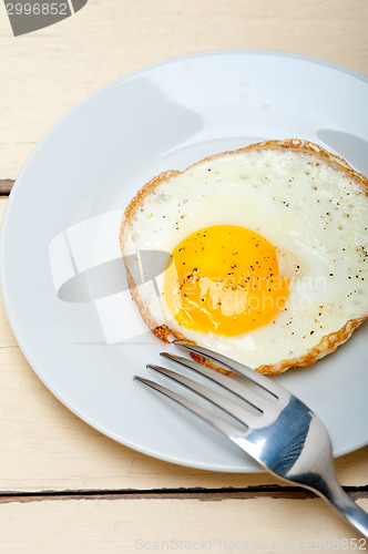 Image of egg sunny side up