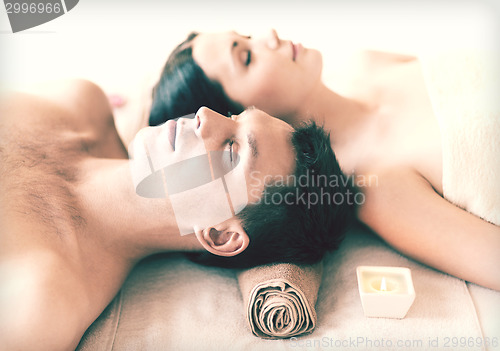 Image of couple in spa