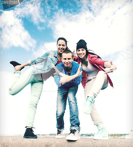 Image of group of teenagers dancing