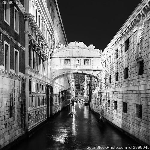 Image of Bridge of Sighs, Venice, Italy.