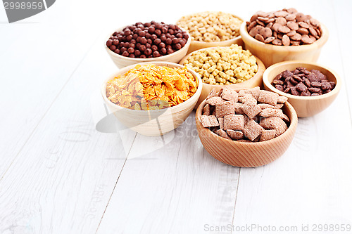 Image of lots of cereals