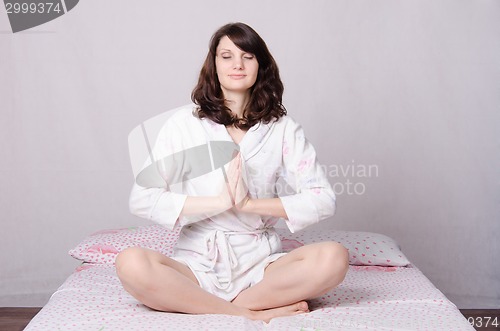 Image of Girl fan direction yoga