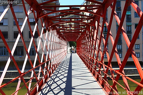 Image of red Bridge perspective