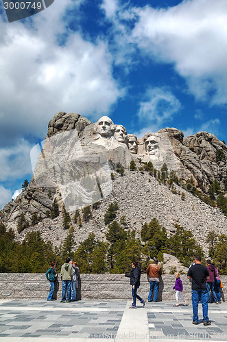 Image of Mount Rushmore monument with tourists near Keystone, SD