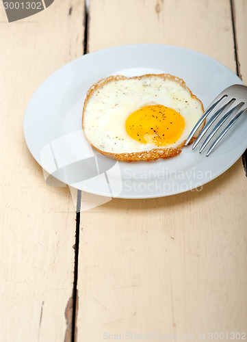 Image of egg sunny side up