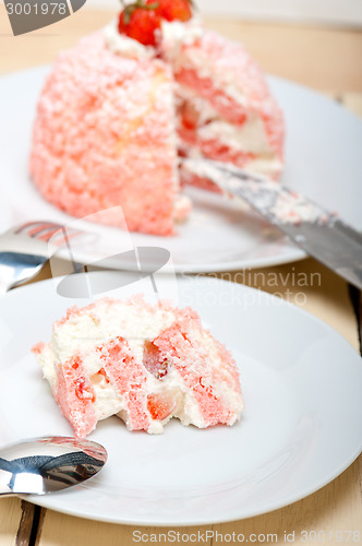 Image of fresh strawberry and whipped cream dessert