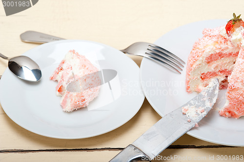 Image of fresh strawberry and whipped cream dessert